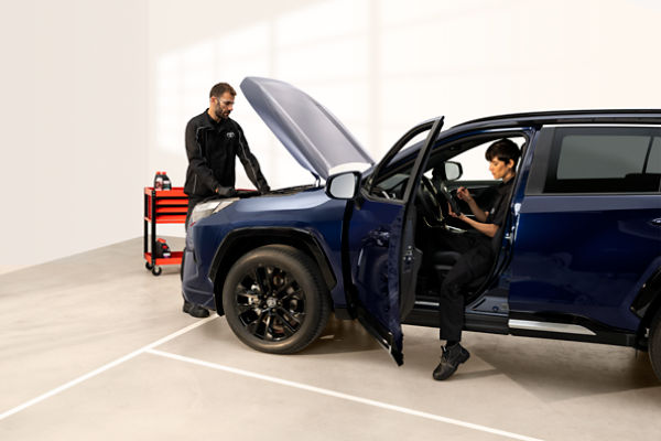 Toyota technicians performing some test on a Toyota RAV4